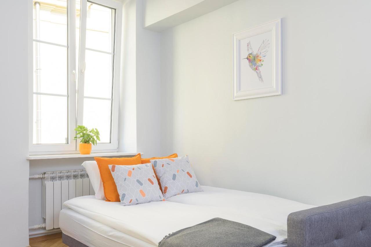 Bright And Modern Apartment In The Heart Of The Old And New Town Варшава Екстериор снимка