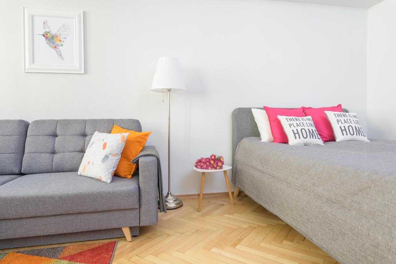 Bright And Modern Apartment In The Heart Of The Old And New Town Варшава Екстериор снимка