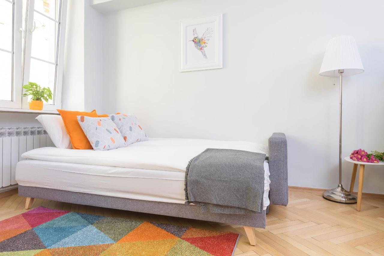 Bright And Modern Apartment In The Heart Of The Old And New Town Варшава Екстериор снимка